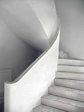 Aranżacje wnętrz - obudowa schodów